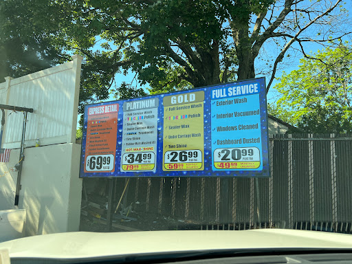 Car Wash «Dix Hills Brushless Car Wash», reviews and photos, 1232 E Jericho Turnpike, Huntington, NY 11743, USA