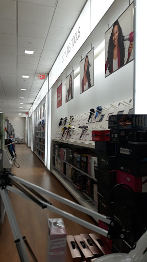 Hair Salon «Ulta Beauty», reviews and photos, 15555 E 14th St, San Leandro, CA 94578, USA