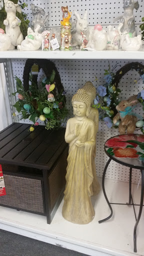 Home Goods Store «Tuesday Morning», reviews and photos, 437 NJ-34, Matawan, NJ 07747, USA