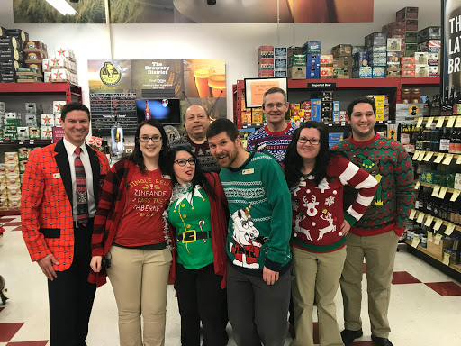 Wine Store «Total Wine & More», reviews and photos, 333 Crossroads Blvd, Cary, NC 27518, USA