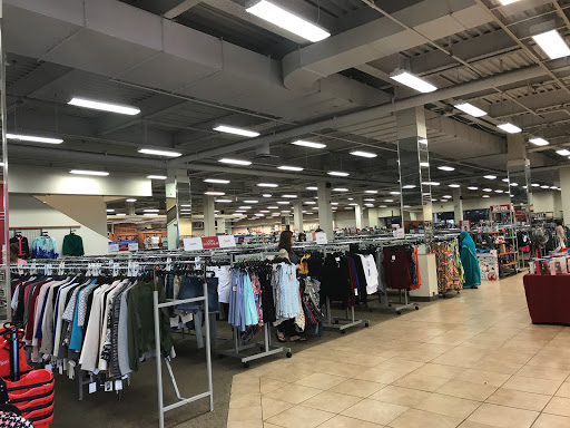 Clothing Store «Burlington Coat Factory», reviews and photos, 24 Wayne Hills Mall, Wayne, NJ 07470, USA