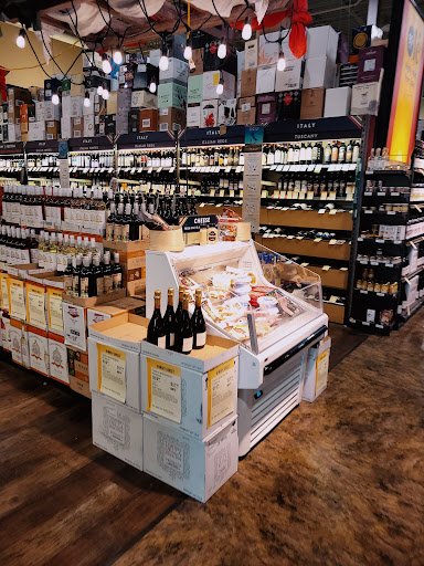 Wine Store «Total Wine & More», reviews and photos, 1670 E Camelback Rd, Phoenix, AZ 85016, USA