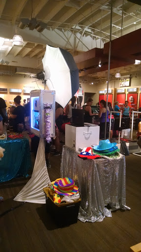 Shoe Store «New Balance», reviews and photos, 270 S Arroyo Pkwy, Pasadena, CA 91105, USA