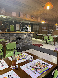 Atmosphère du Restaurant Pizzaria le bois de Cerf à Val-Cenis - n°1