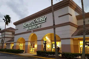 Barnes & Noble image