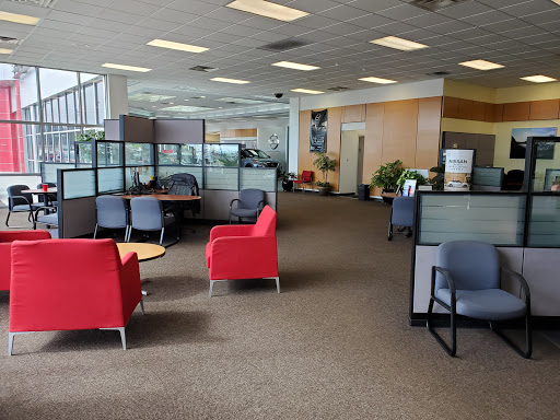 Used Car Dealer «Carriage Nissan», reviews and photos, 2400 Browns Bridge Rd, Gainesville, GA 30504, USA