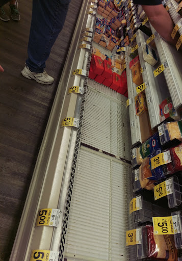 Grocery Store «Safeway», reviews and photos, 14922 Olympic Dr, Clearlake, CA 95422, USA