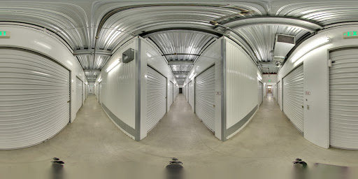 Self-Storage Facility «Public Storage», reviews and photos, 22222 Ventura Blvd, Woodland Hills, CA 91364, USA