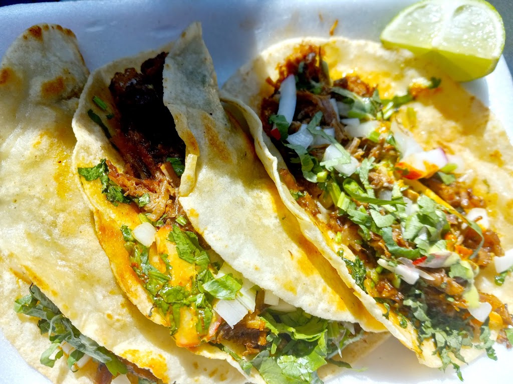Juanito's Tacos 78702