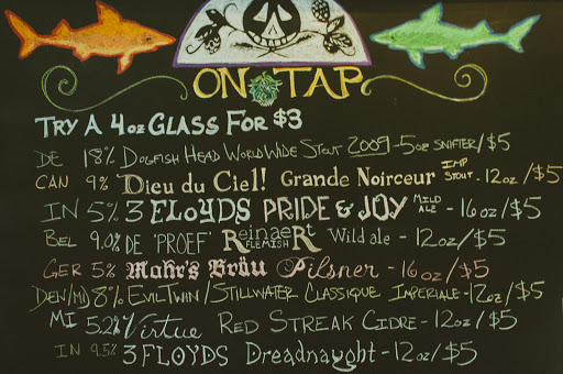 Liquor Store «Louisville Beer Store», reviews and photos, 746 E Market St, Louisville, KY 40202, USA