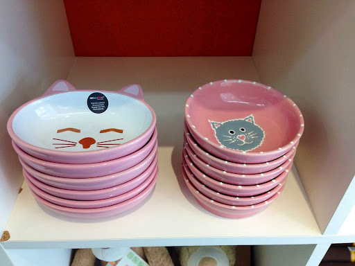 Pet Supply Store «Lucky Pet Premium Pet Food & Boutique», reviews and photos, 4115 W Olympic Blvd, Los Angeles, CA 90019, USA