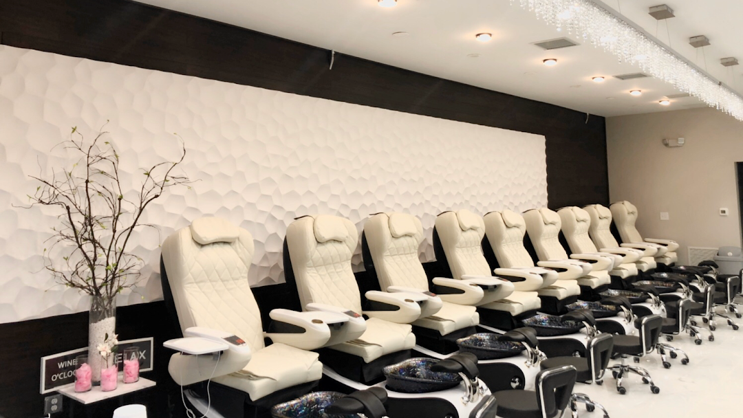 Vanity Nail Bar