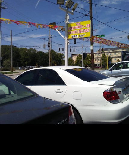 Used Car Dealer «Ohio Motors Inc», reviews and photos, 3700 Kellogg Ave, Cincinnati, OH 45226, USA
