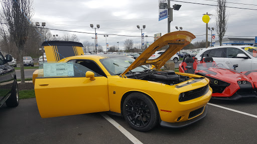 Car Dealer «Fred Beans Chrysler Dodge Jeep Ram», reviews and photos, 858 N Easton Rd, Doylestown, PA 18902, USA