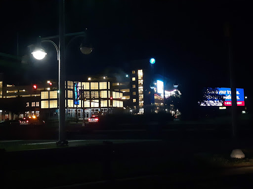 Sportswear Store «Columbia Sportswear Outlet Store», reviews and photos, 130 Christopher Columbus Blvd #1265, Atlantic City, NJ 08401, USA