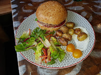 Hamburger du Café Wood Bear Café à Bourg-Saint-Maurice - n°4