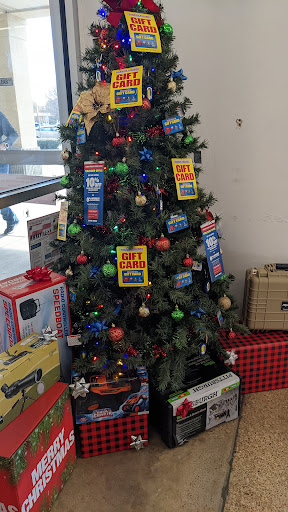 Hardware Store «Harbor Freight Tools», reviews and photos, 712 W Poplar Ave, Collierville, TN 38017, USA