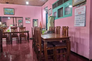 Masakan Padang Simpang Ampek Suwandak image