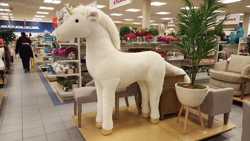 Department Store «Marshalls & HomeGoods», reviews and photos, 2700 Potomac Mills Cir, Woodbridge, VA 22192, USA