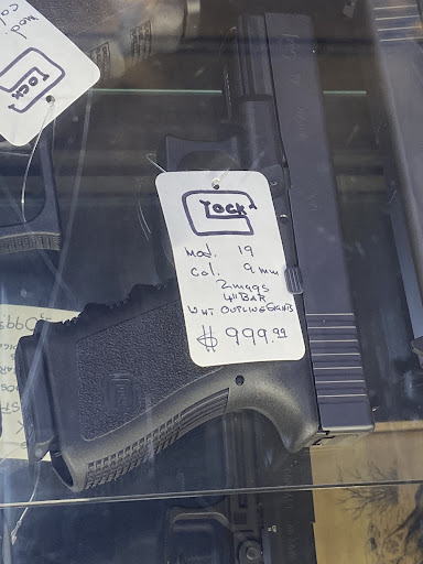 Gun Shop «Marin County Arms», reviews and photos, 500 Alameda del Prado, Novato, CA 94949, USA