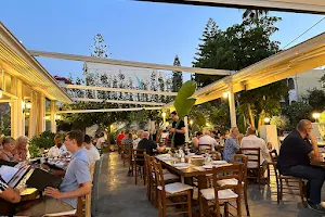 FINIKAS Taverna image