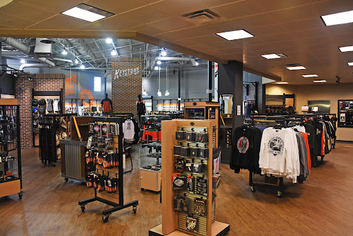 Motorcycle Dealer «Six Bends Harley-Davidson», reviews and photos, 9501 Thunder Rd, Fort Myers, FL 33913, USA