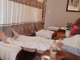 LA Costa Massage