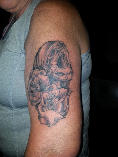 Tattoo Shop «Electric Anchor Tattoo Co.», reviews and photos, 820 Market St #100, Parkersburg, WV 26101, USA