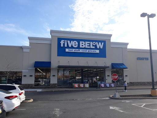 Variety Store «Five Below», reviews and photos, 3910 Commerce Blvd, Dickson City, PA 18519, USA