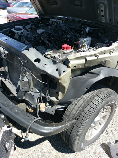 Towing Service «Portland Collision Center», reviews and photos, 412 TN-52, Portland, TN 37148, USA