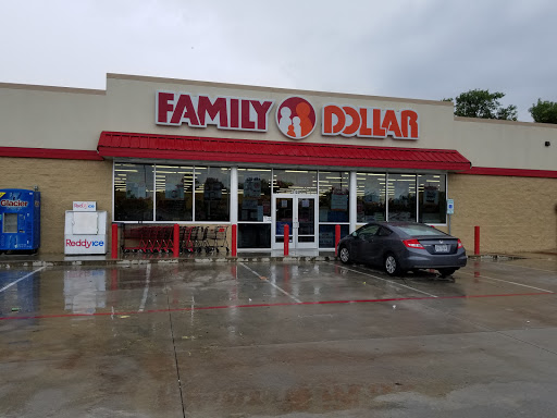 FAMILY DOLLAR, 3120 14th St, Plano, TX 75074, USA, 