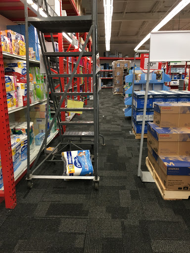 Office Supply Store «Staples», reviews and photos, 855 Central Park Ave, Scarsdale, NY 10583, USA