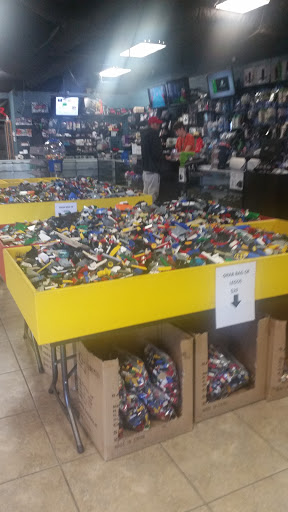 Video Game Store «Fallout Games», reviews and photos, 1807 E Southern Ave, Tempe, AZ 85282, USA