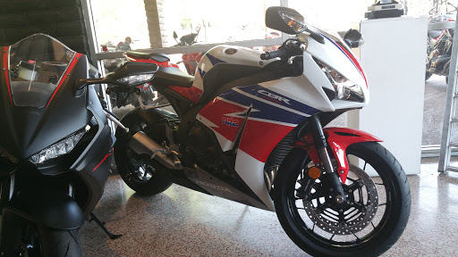 Honda Dealer «Western Honda Powersports», reviews and photos, 6717 E McDowell Rd, Scottsdale, AZ 85257, USA