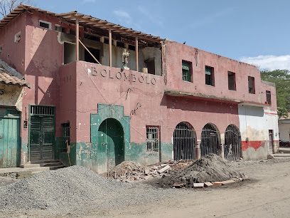 Estación Bolombolo