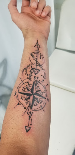 Tattoo Shop «Tattoo Addiction», reviews and photos, 2620 E Washington Ave, Madison, WI 53704, USA