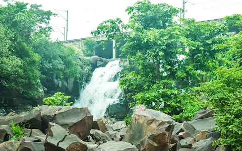 Bhadbhada Ghat Waterfall image