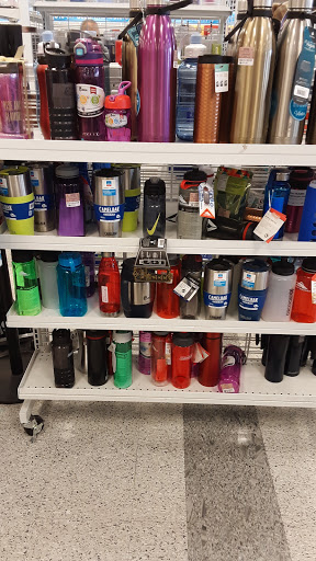 Clothing Store «Ross Dress for Less», reviews and photos, 620 Triangle Shopping Center, Longview, WA 98632, USA