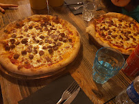 Plats et boissons du Restaurant Pizz'amore Bron - n°1