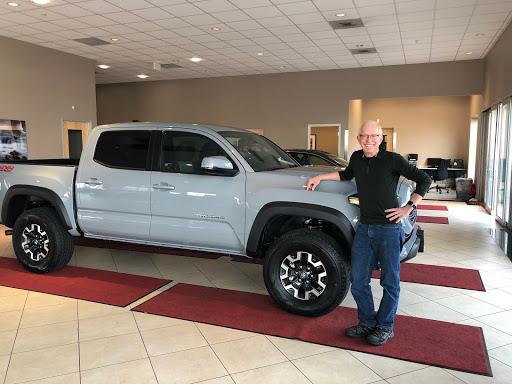 Toyota Dealer «Toyota of Gladstone», reviews and photos, 19375 McLoughlin Blvd, Gladstone, OR 97027, USA