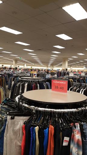 Department Store «Nordstrom Rack Belmar», reviews and photos, 393 S Vance St, Lakewood, CO 80226, USA