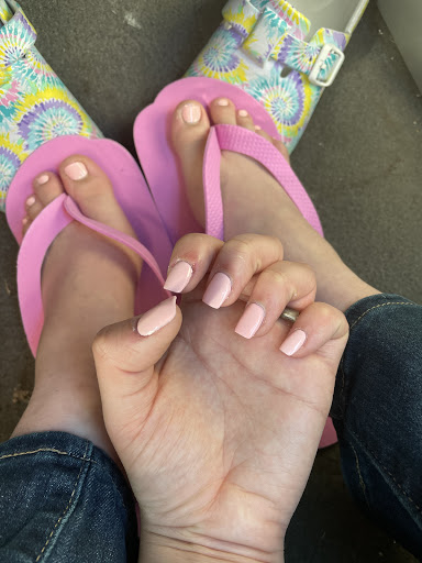 Nail Salon «Creative Nail Bar Salon», reviews and photos, 7755 Magnolia Beach Rd I, Denham Springs, LA 70726, USA