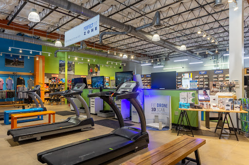 Running Store «Road Runner Sports», reviews and photos, 1120 W Broad St, Falls Church, VA 22046, USA