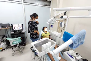 Silverline Dental Clinic - Best Dental Clinic | Root Canal & Braces Treatment | Best Painless Tooth Extraction in Siliguri image