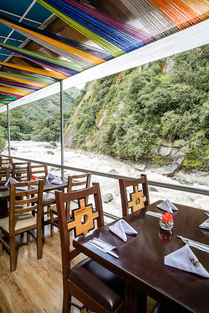 Full House Machu Picchu Restaurant - Imperio de los Incas 620, Aguas Calientes 08681