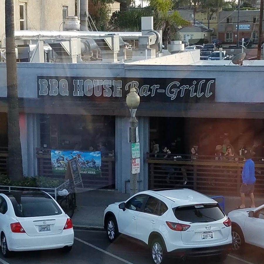 BBQ House Bar & Grill