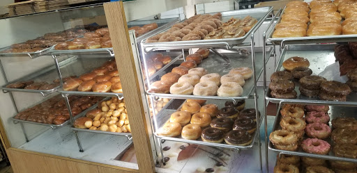 Donut Shop «Donut & Muffin Factory», reviews and photos, 201 4th St NE, Auburn, WA 98002, USA