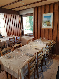 Atmosphère du Restaurant français La Garinière à Saint-Quentin-en-Tourmont - n°9
