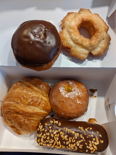 Donut Shop «Factory Donuts», reviews and photos, 12505 NE 144th St, Kirkland, WA 98034, USA