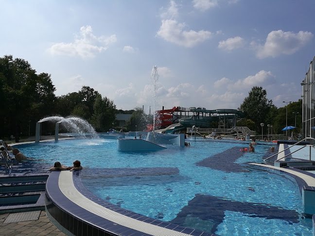 Aquantis Wellness- és Gyógyászati Központ